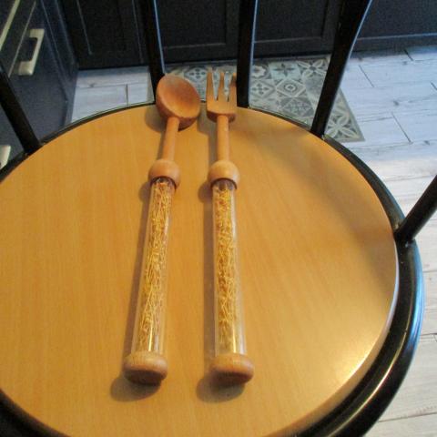 troc de  couverts salade bois et plastique, sur mytroc