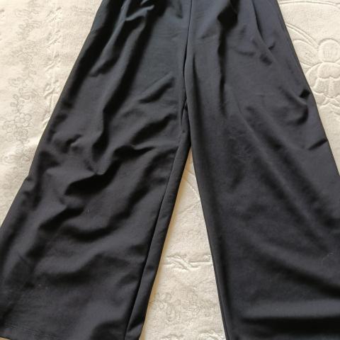 troc de  Pantalon ample, sur mytroc