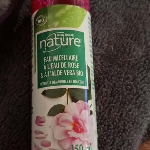 troc de  Reserve Eau micellaire a l eau de rose et aloe vera bio, sur mytroc