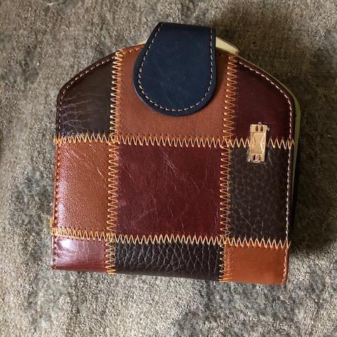 troc de  Portefeuille Hassion cuir, sur mytroc