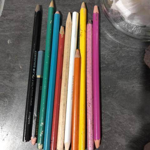 troc de  Crayons de couleur, sur mytroc