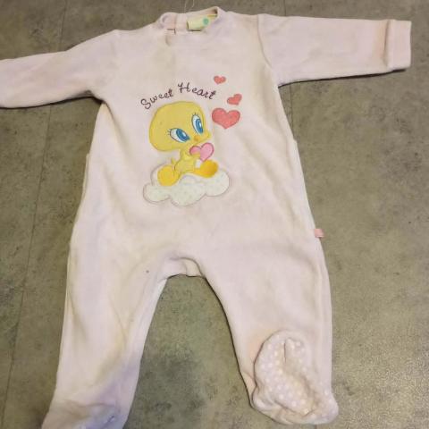 troc de  pyjama rose  marque looyey tunes 6 mois, sur mytroc