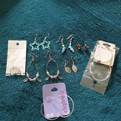 troc de  lot de boucles d'oreilles, sur mytroc