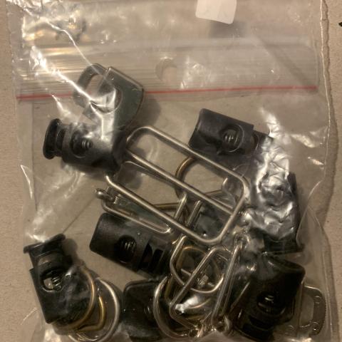 troc de  Divers articles pour couture, je crois, sur mytroc