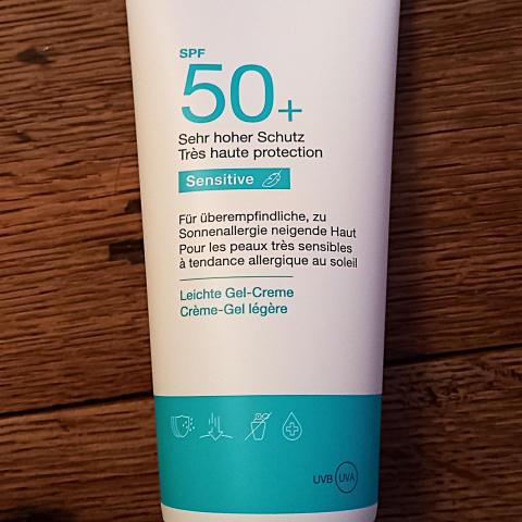 troc de  Crème-gel solaire 50+., sur mytroc