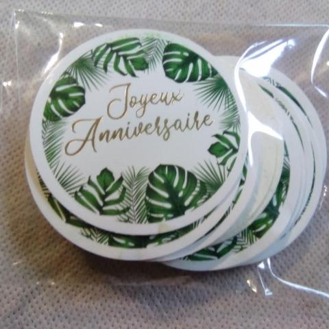 troc de  RESERVE lot étiquettes,  loisirs créatifs, NEUF, sur mytroc