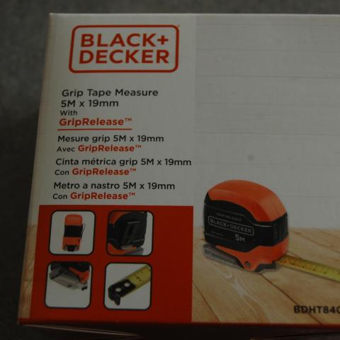 troc de  RESERVE Mètre ruban Black et Decker, sur mytroc