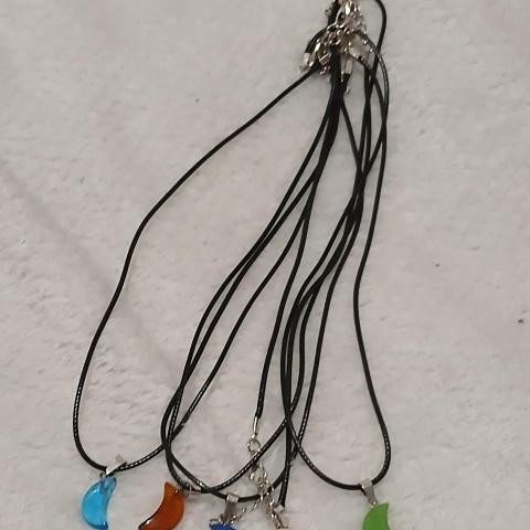 troc de  Reserver Sophie  Lots De Colliers, sur mytroc