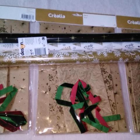 troc de  lot emballage cadeaux, noël NEUF, sur mytroc