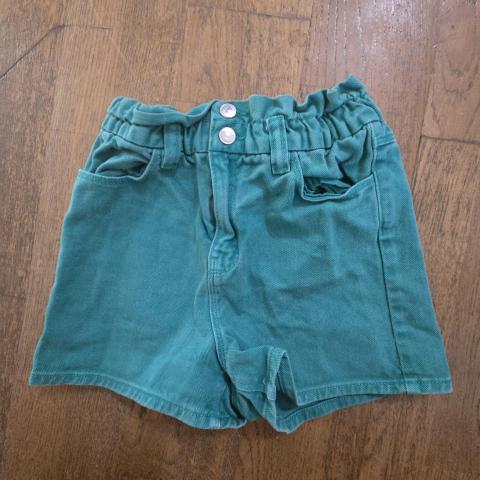 troc de  Short kiabi 9 ans, sur mytroc