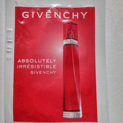 troc de  Eau de parfum Givenchy Absolutely Irresistible , 1 ml, sur mytroc