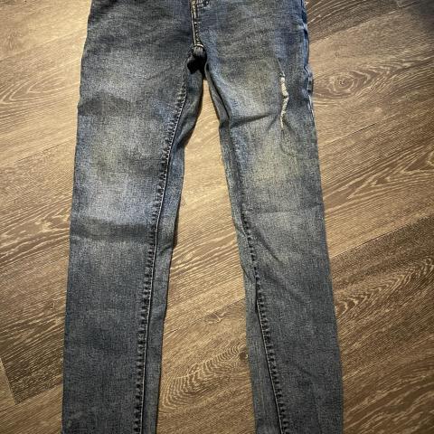 troc de  Jeans 12 ans, sur mytroc