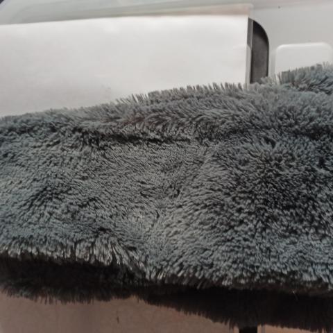 troc de  Snood gris tout doux, sur mytroc