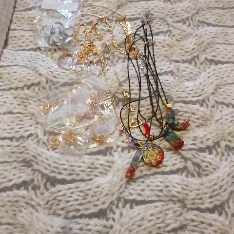 troc de  Reserver Celvi Gros Lots De Bijoux, sur mytroc