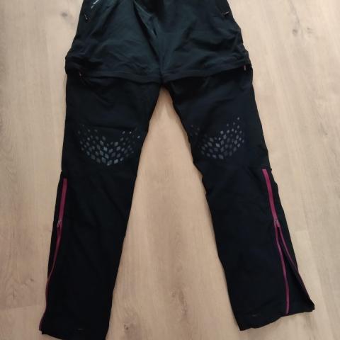 troc de  Pantalon Décathlon modulable noir - Taille 38, sur mytroc
