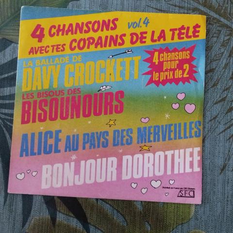 troc de  Disque vinyle 45T - Les copains de la Télé (Vol.4), sur mytroc