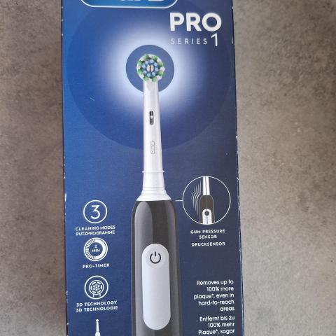 troc de  Brosse oral b neuve, sur mytroc