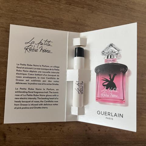 troc de  La Petite Robe Noire, sur mytroc