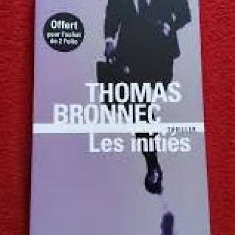 troc de  Livre - Les initiés - Poche - Thomas Bronnec, sur mytroc