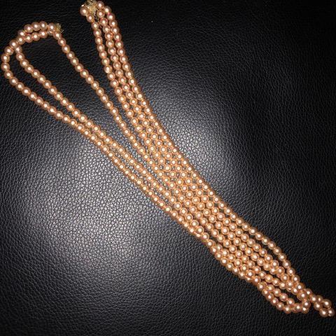 troc de  3 rangs de 46cm fausses perles 3mm de diamètre, sur mytroc