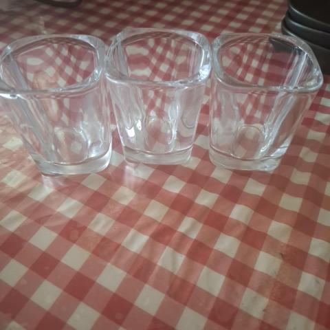 troc de  Verre alcool, bougies, sur mytroc