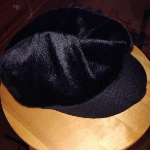 troc de  Gavroche noire neuve, sur mytroc