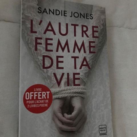 troc de  Livre - L’Autre femme de ta vie – Poche - Sandie Jones, sur mytroc