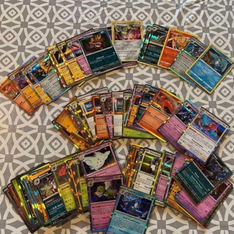 troc de  Collection cartes brillantes Pokémon, sur mytroc