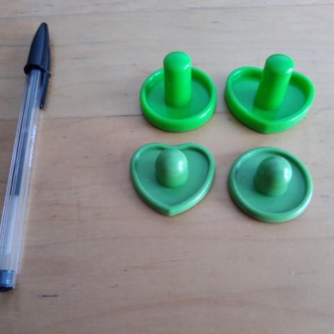 troc de  Résa Troqueuse / Lot de 4 magnets vert, sur mytroc