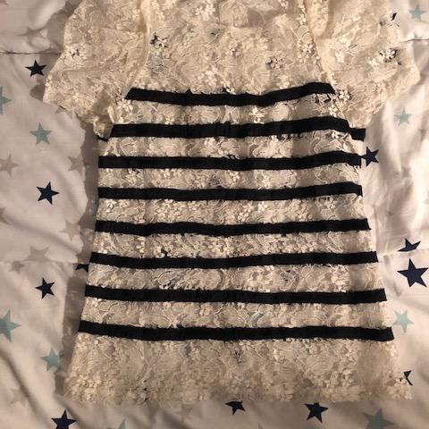 troc de  Chemisier dentelle Maje transparent boutonné dos taille M, sur mytroc