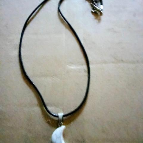 troc de  collier neuf, sur mytroc