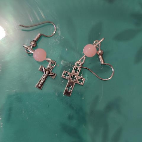 troc de  ✉️ boucle d'oreille neuve, sur mytroc