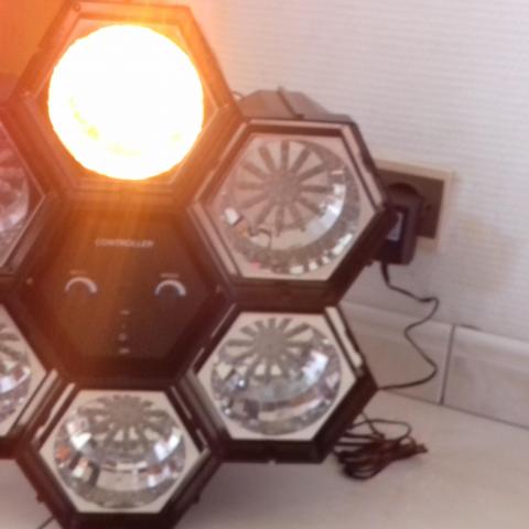 troc de  RESERVEE - Lampe disco 6 spots LED modulable, sur mytroc
