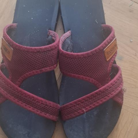 troc de  Claquette taille 39, sur mytroc