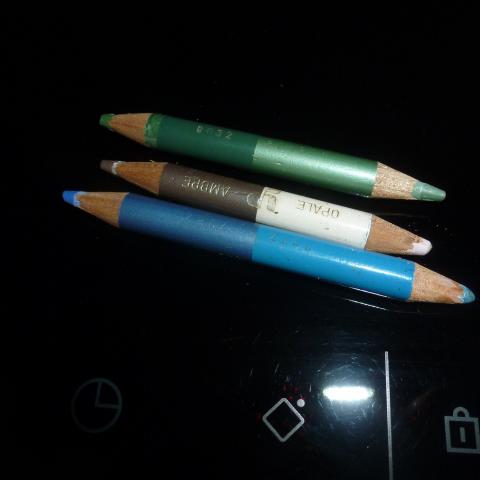 troc de  lot de 3 crayons yeux fdp compris, sur mytroc