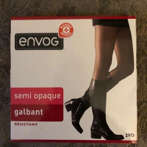 troc de  (réservé) Collant semi-opaque 29D noir taille 3, sur mytroc