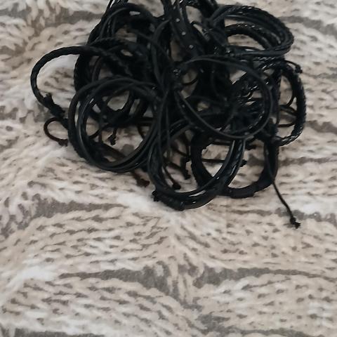 troc de  Reserver Bulle. Lots De Bracelets, sur mytroc