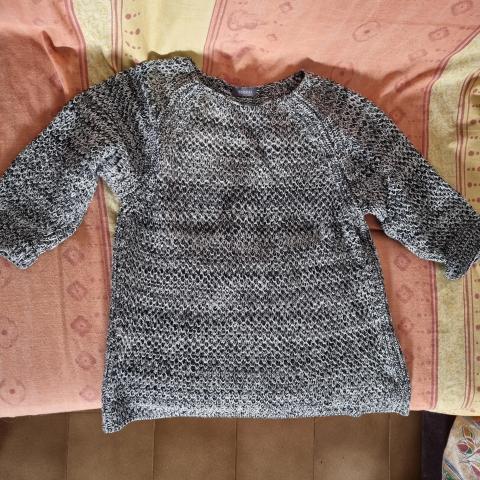 troc de  Pull manche 3/4 reservé, sur mytroc