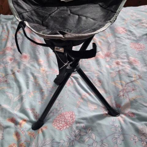 troc de  Siège trépied neuf, sur mytroc