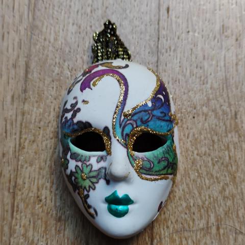 troc de  Petit masque vénitien, sur mytroc