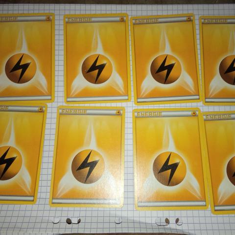 troc de  Lot cartes pokémons, sur mytroc