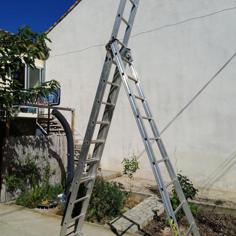 troc de  Échelle 3 plans / 3 positions, sur mytroc