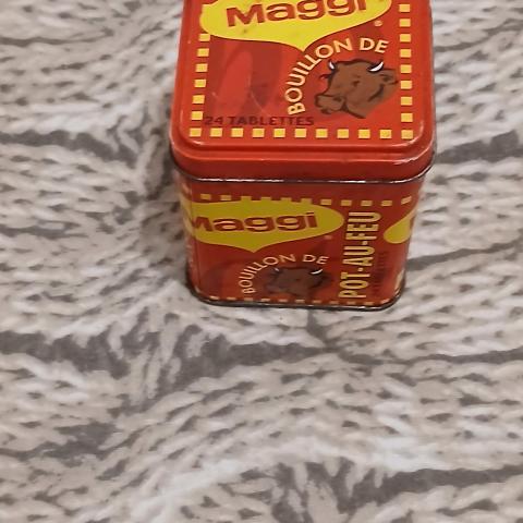 troc de  Reserver Fidji  Boîte En Fer, sur mytroc