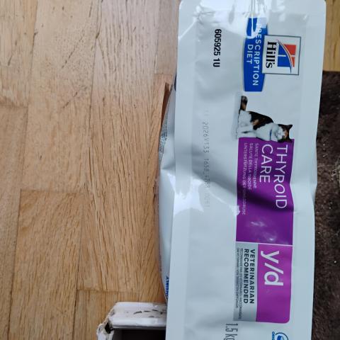 troc de  Donne croquettes Chat pb thyroïde, sur mytroc