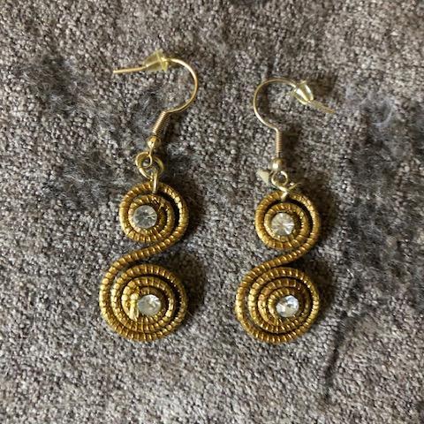 troc de  boucles d'oreilles fantaisie, sur mytroc
