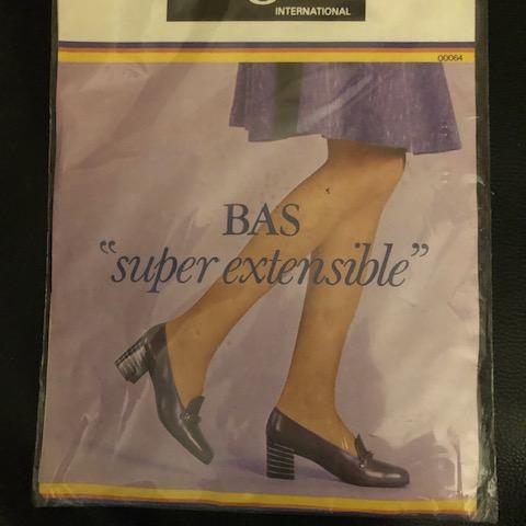 troc de  Bas noir 15 deniers Ergée taille 2, sur mytroc