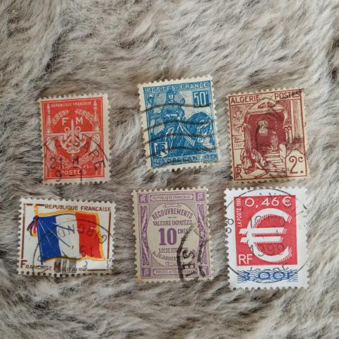 troc de  Réservé Lot petits timbres divers, sur mytroc