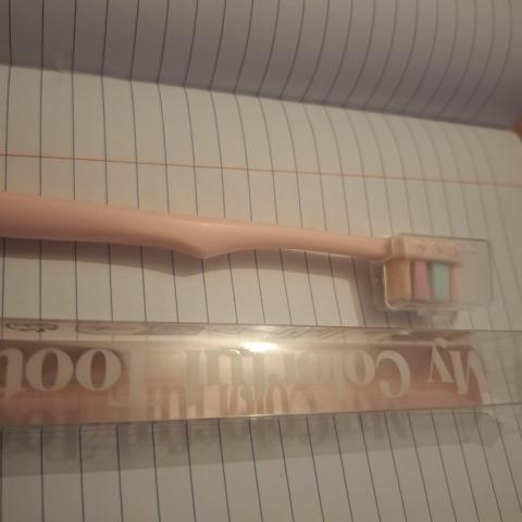 troc de  Brosse a dent souple, sur mytroc