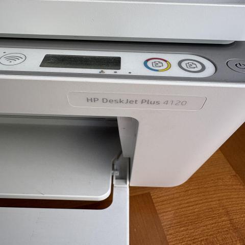 troc de  Imprimante HP jet TBE, sur mytroc