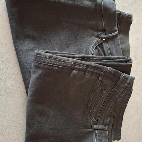 troc de  Lot de 2 jean femme, sur mytroc